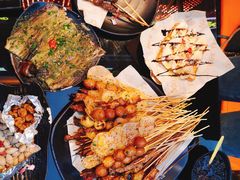 -何师烧烤·香辣蟹·川菜·30年老品牌(太古里旗舰店)