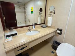 -清能·清江酒店(夷陵广场CBD中心店)