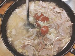 -大宝全猪馆(南京路店)