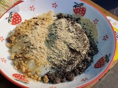 鲜奶麻薯-老街·稳拈老火锅(海椒市店)
