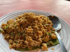 海鲜炒饭-大树下海鲜饭店