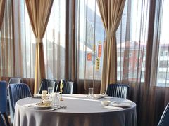 -羲和雅苑•北京烤鸭(平安国际金融中心店)