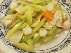 -聚春园自助餐厅(东街口店)