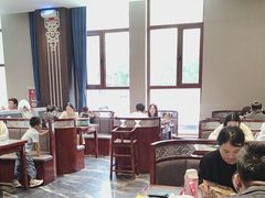 -哈啾嗨·新概念蒙餐(红星新城店)