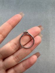 -Zbird钻石小鸟·钻戒婚戒定制高端珠宝私人定制中心