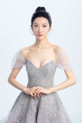 -纯色时光婚纱艺术馆WHITE