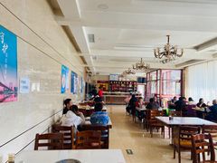 大堂-相聚青山餐厅(阎河路店)