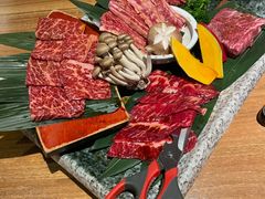 -炼火烤肉店