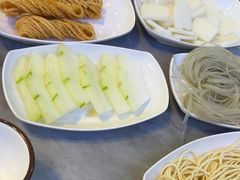 -光头药膳鸡(莱茵小镇店)