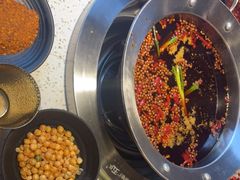 -袁记串串香(川师店)