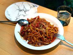 椒麻鸡炒乌冬面-魏客咖啡(中铁中心店)
