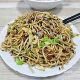 最后还是选择了下楼吃沙县小吃。点了一份扁肉和一份炒面