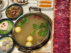 -牛人日志·鲜牛肉骨汤火锅(万科里瑧店)