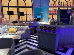 -Darling Queen·Mini·Live·House