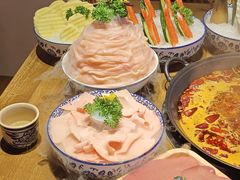 -旧街市鲜货老火锅(大光路店)