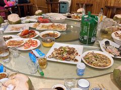 -三亚火车头万人海鲜广场