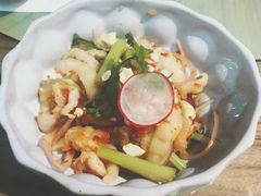 柠檬酸辣无骨凤爪-帕蓝·暹罗料理(曲阳店)