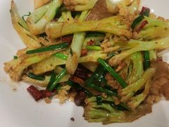 -湘阁里辣(南岭购物广场店)