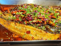 -鸣记脆皮烤鱼·海鲜烤鱼(亿合城店)