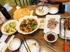 新疆大盘鸡-清真·玛丽亚新疆菜主题餐厅(浙江中路店)