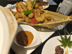 -河畔春天时尚餐厅