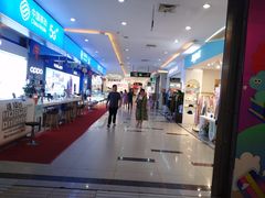 -港澳广场购物中心
