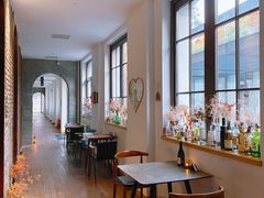 -CHURCH  BISTRO 教堂·餐吧