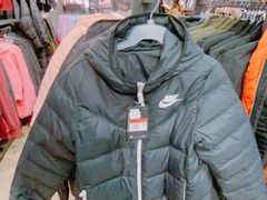 -NIKE上海青浦换季优惠店