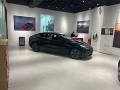 -TESLA 特斯拉(北京颐堤港体验店)