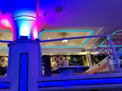 -巴特餐饮6加1音乐餐吧·新疆菜