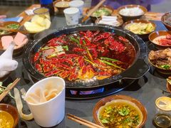 -虎贲三拖八老火锅(洋人街店)