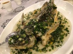 特色葱油飞鱼-岭南海晏楼(东晓南店)