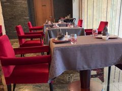 -粤尚腾香居中餐厅(首都机场希尔顿店)