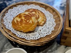摩登粑粑-蔼若春.传承三十年云南菜(金碧公园店)
