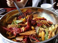 -嘎嘎鸭下巴·爆辣干锅(明教寺店)