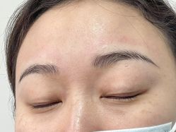 -一个差评成就的纹眉店