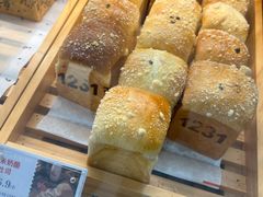 -红星前进面包牛奶公司(五道口购物中心店)