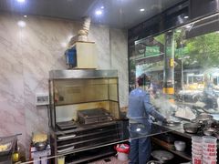 -白翔甜食店