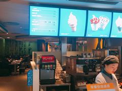 -麦当劳(中山公园龙之梦店)