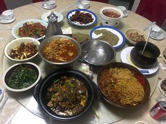 -传统菜农庄(皇姑路店)