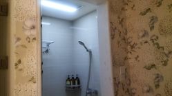 -蕾蕾美颜美容美体