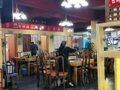大堂-峰瑞藏地美食·石锅鸡·牦牛肉(大昭寺品牌店)