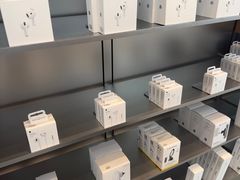 -Apple零售店(华贸购物中心店)