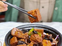 石锅黑豆腐-船老大饭店(太滆街店)
