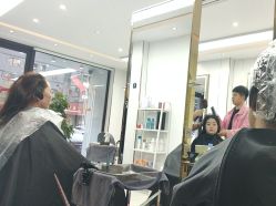 -阿三造型烫染•接发