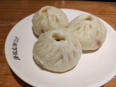 老面土猪肉包-凤起龙游老面包子(凯德晶品店)