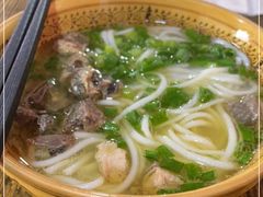 -正宗李家土鸡米线店
