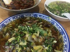 -杨三孃跷脚牛肉(清凤时代店)