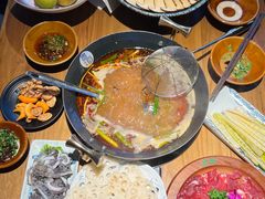 -贵厨酸汤牛肉(花果园国际中心店)