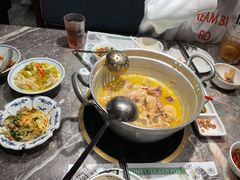 -禄婶鸡煲·打边炉